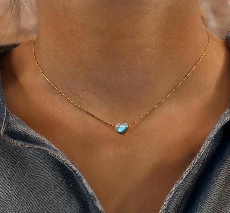 Labradorite Minimalist Crystal Heart Necklace 1