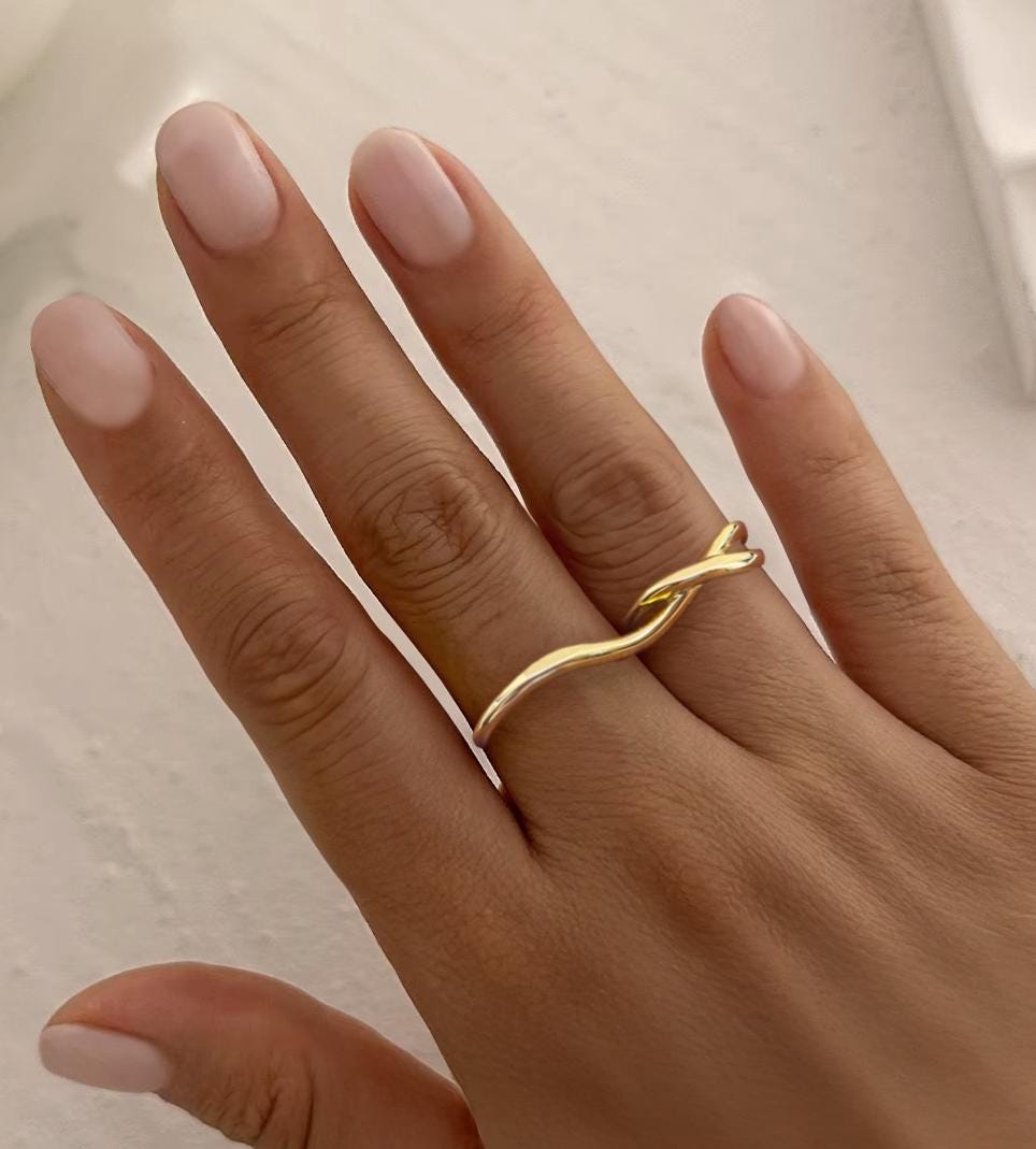 Minimalist Gold Two-Finger Connected Ring