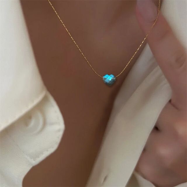 Labradorite Minimalist Crystal Heart Necklace 1