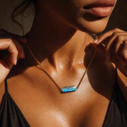 LABRADORITE BAR MINIMALIST NECKLACE -GIFT FOR WOMAN BIRTHDAY IDEA BIRTHSTONE