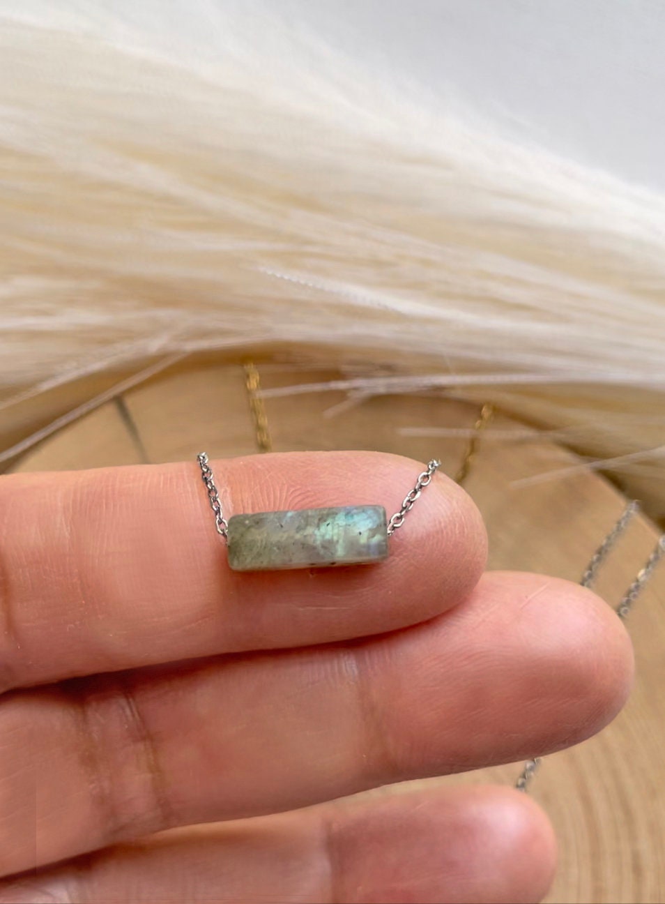 Labradorite Minimalist Crystal Necklace 14K Gold Plated, Gemstone Jewelry for Her, Labradorite Dainty Necklace , Crystal Necklaces