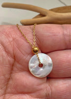 Mother of Pearl Round Pendant Necklace