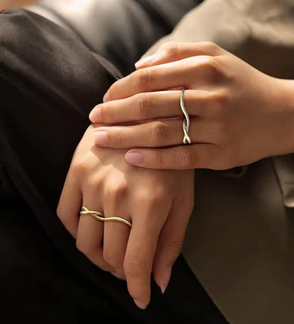 Minimalist Gold Two-Finger Connected Ring