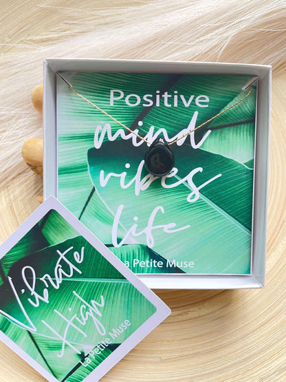 Obsidian Dainty Tear Drop Necklace, Obsidian necklace Protection Necklace, Natural Obsidian Stone, Obsidian Stone Pendant, Healing Necklace