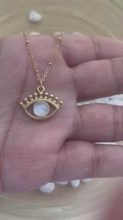Moonstone Eye Gold Necklace