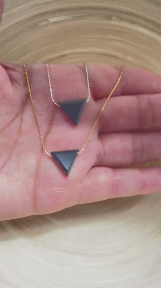 Obsidian Dainty Triangular Necklace, Obsidian necklace Protection Necklace, Natural Obsidian Stone, Obsidian Stone Pendant, Healing Necklace
