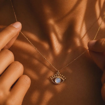 Moonstone Eye Gold Necklace